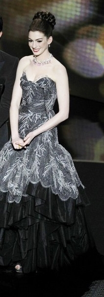 vivienne westwood dresses 2011. Oscars+dresses+2011+anne+
