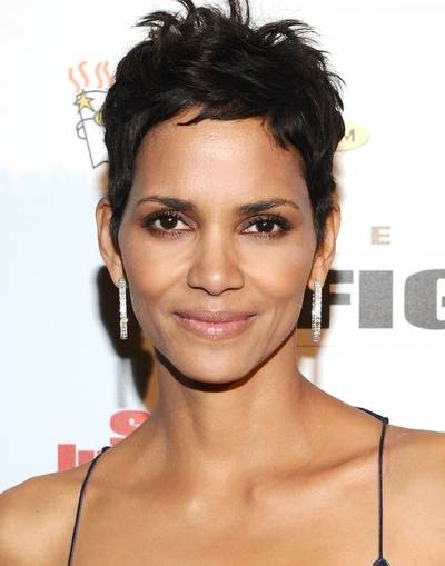 halle berry haircut 2011. +world+cup+2011+wallpapers