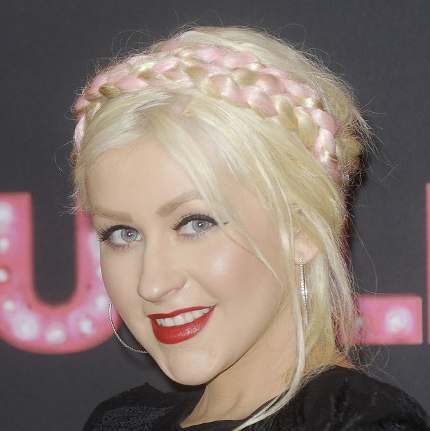 christina aguilera burlesque movie hair. Christina Aguilera visible