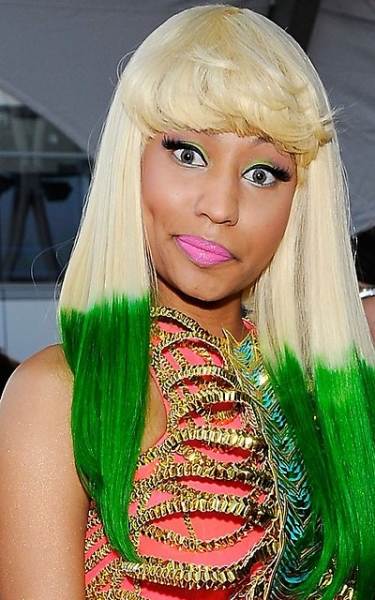 what is nicki minaj real hair color. Nicki Minaj Green And Blue