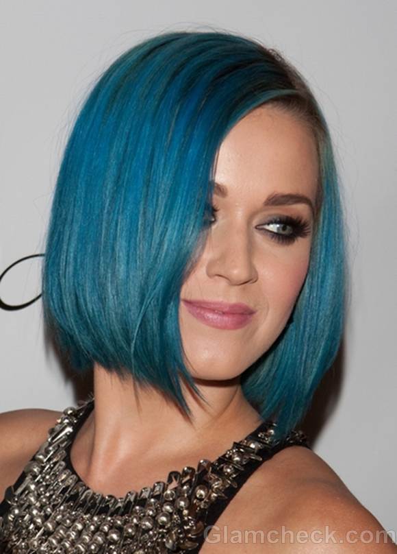 Katy Perry sports candy blue hair color at las vegas event