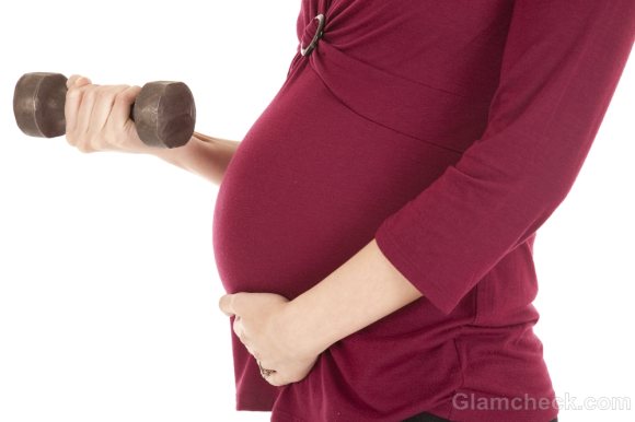 Lifting weight during pregnancy safe or not